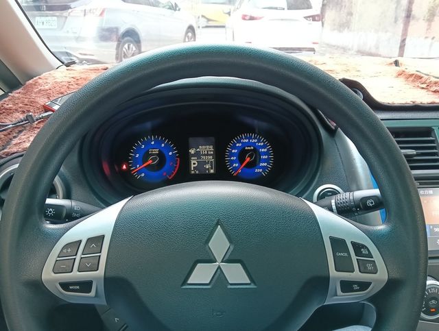 MITSUBISHI三菱 COLT PLUS  第10張相片