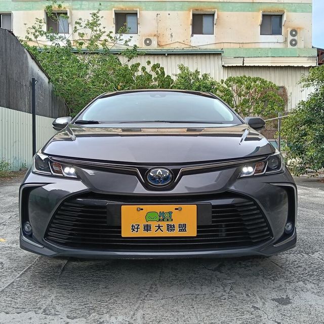 TOYOTA豐田 COROLLA ALTIS HYBRID  第2張相片