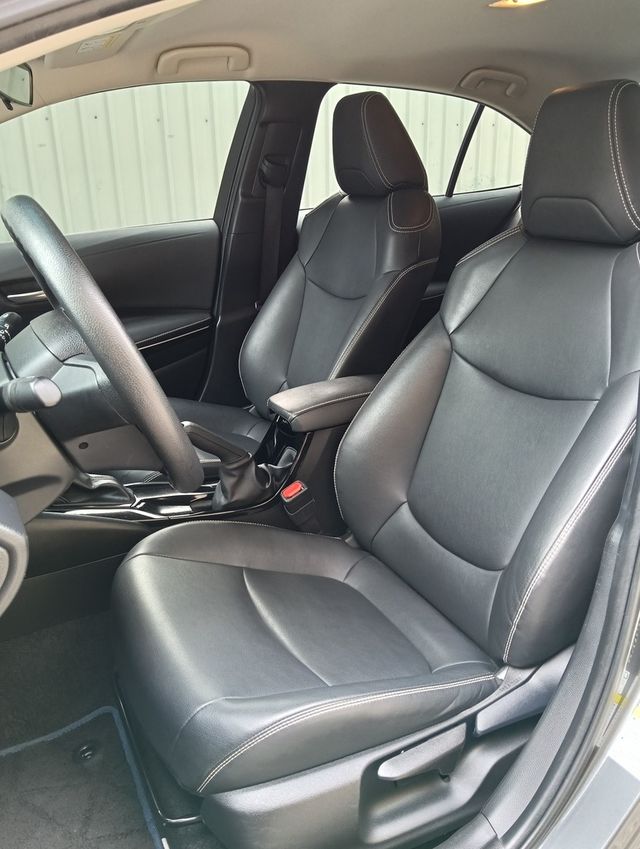 TOYOTA豐田 COROLLA ALTIS HYBRID  第6張相片