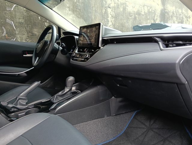 TOYOTA豐田 COROLLA ALTIS HYBRID  第11張相片