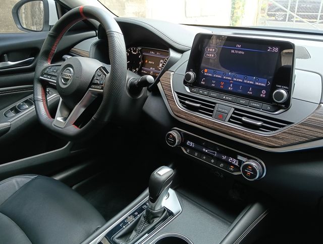 NISSAN日產 ALTIMA  第12張相片