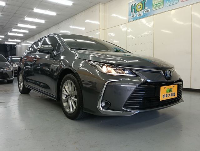 TOYOTA豐田 COROLLA ALTIS HYBRID  第6張相片