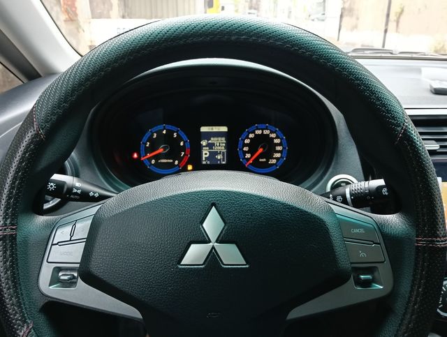 MITSUBISHI三菱 COLT PLUS  第12張相片