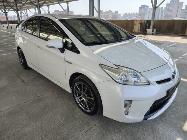 TOYOTA豐田 PRIUS  第3張相片
