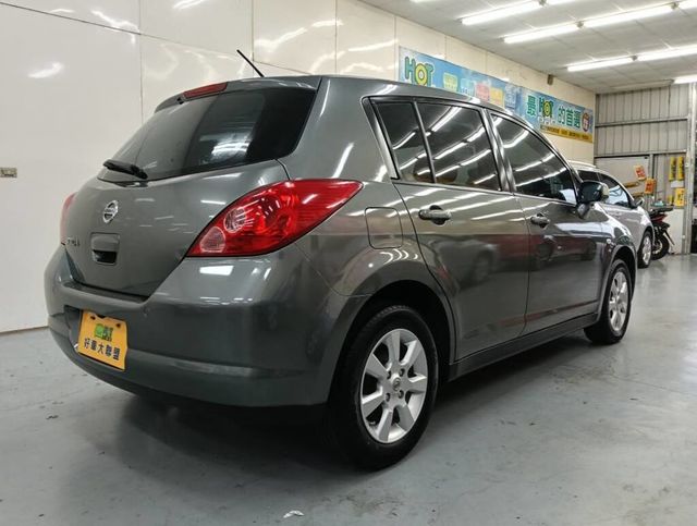 NISSAN日產 TIIDA  第5張相片