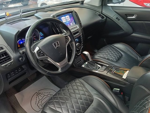 LUXGEN納智捷 U6 TURBO  第10張相片