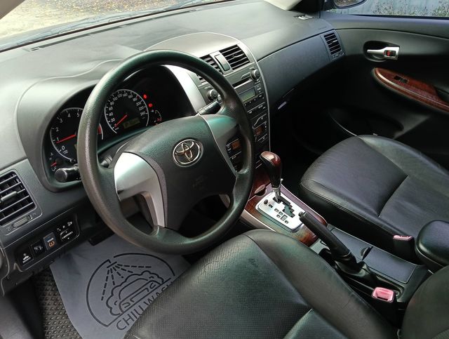 TOYOTA豐田 ALTIS  第9張相片