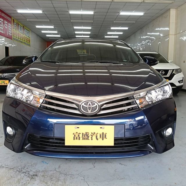 TOYOTA豐田 ALTIS  第2張相片