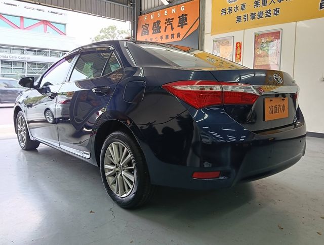 TOYOTA豐田 ALTIS  第3張相片