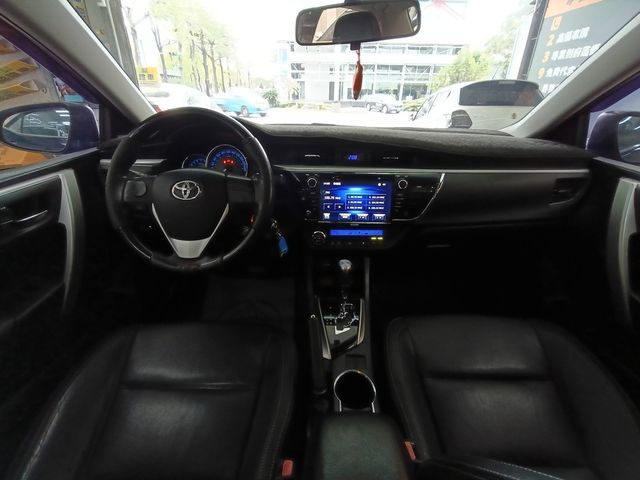 TOYOTA豐田 ALTIS  第10張相片