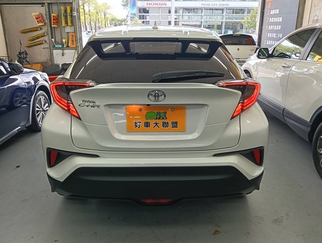 TOYOTA豐田 C-HR  第4張相片
