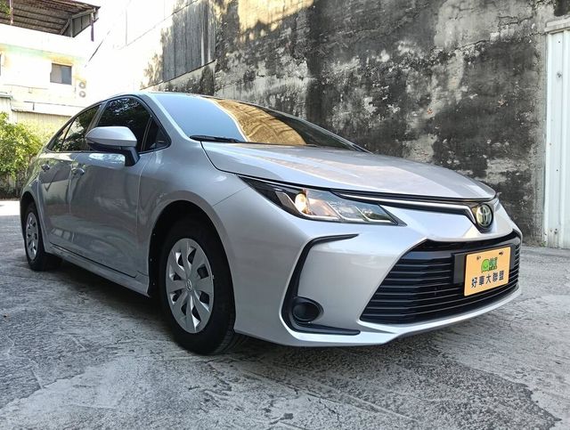 TOYOTA豐田 ALTIS  第6張相片