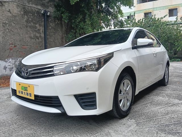 TOYOTA豐田 ALTIS  第1張相片