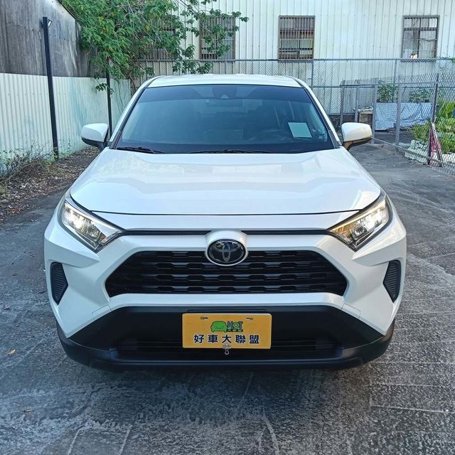 TOYOTA豐田 RAV4  第2張相片