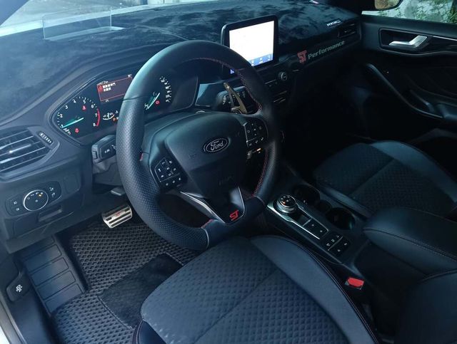 FORD福特 FOCUS  第12張相片