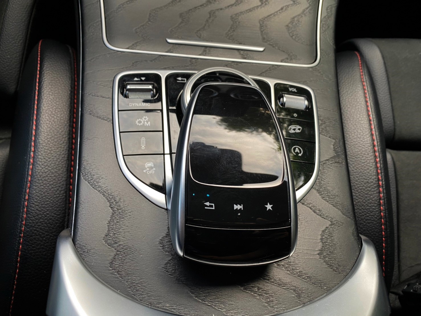 2018 BENZ C43 AMG ESTATE S205型 五鍵滿 歐規  第15張相片