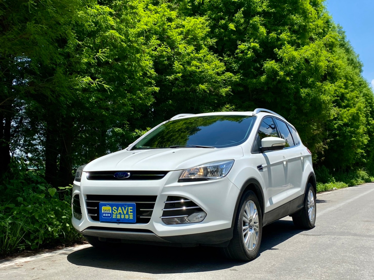 2015 FORD KUGA 1.6 時尚頂配  第2張相片