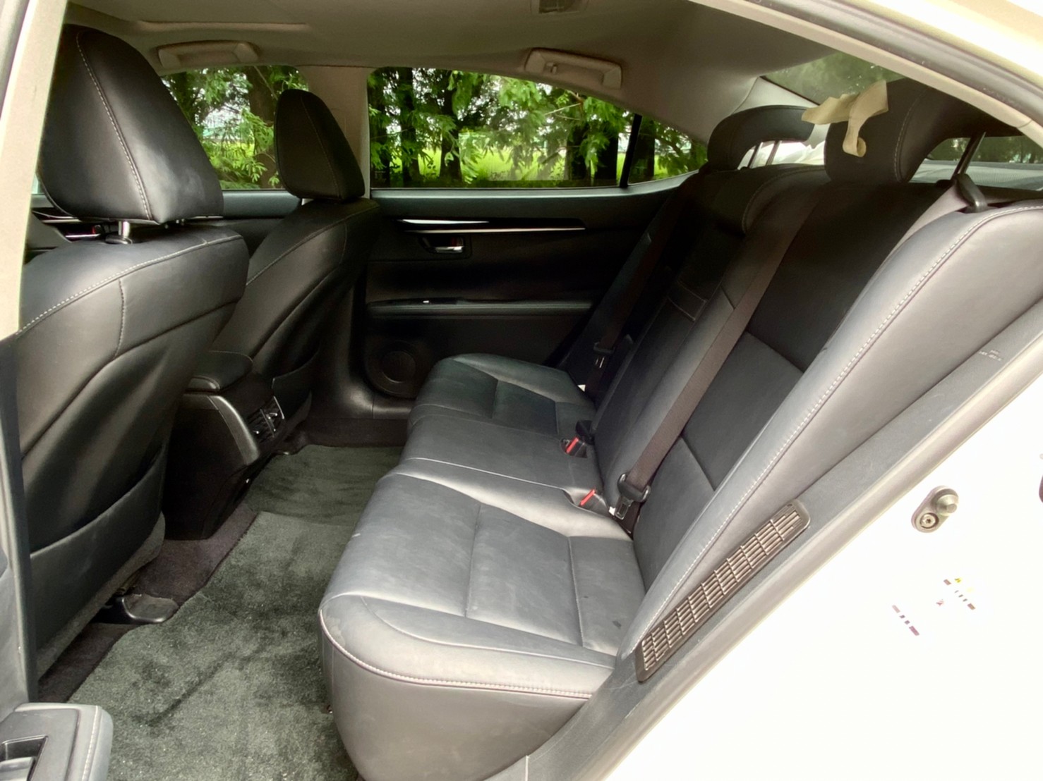 2014 LEXUS ES300h 一手車 實跑七萬公里 原廠保養  第8張相片