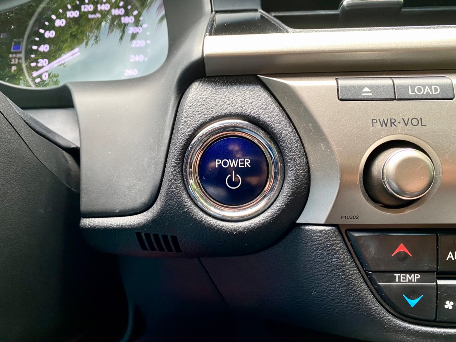 2014 LEXUS ES300h 一手車 實跑七萬公里 原廠保養  第18張相片