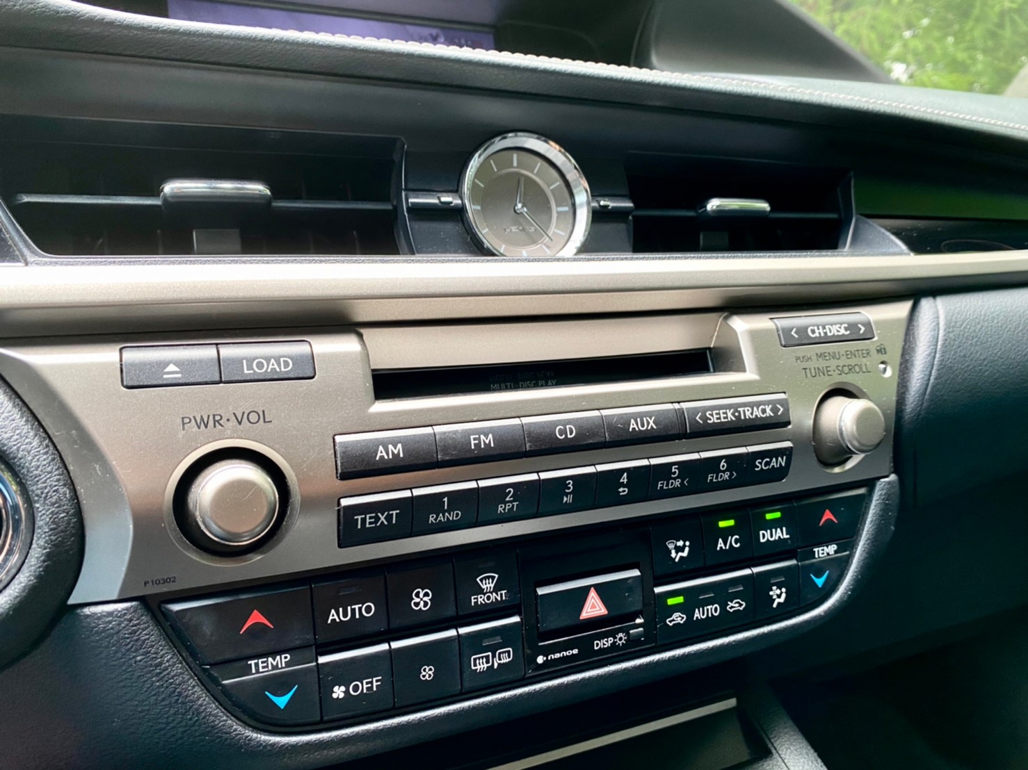 2014 LEXUS ES300h 一手車 實跑七萬公里 原廠保養  第19張相片