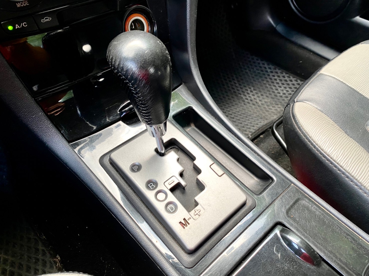 2005年 MAZDA-3 2.0S   第6張相片