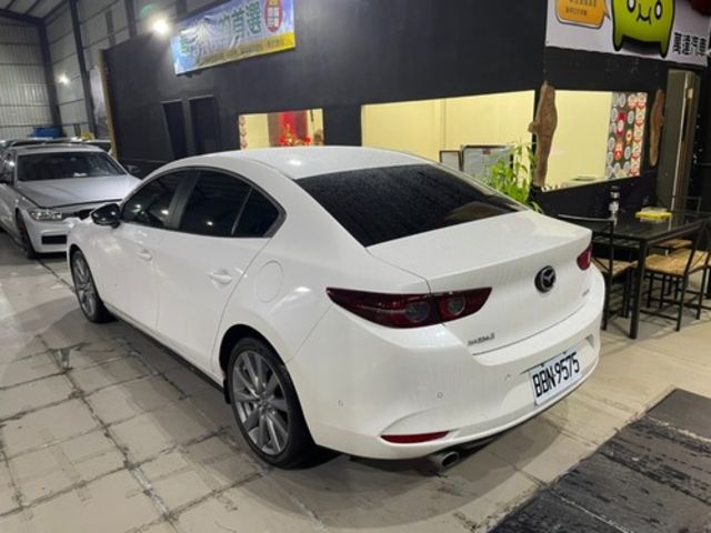 MAZDA馬自達 MAZDA 3  第4張相片