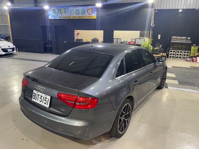 AUDI奧迪 A4  第3張相片