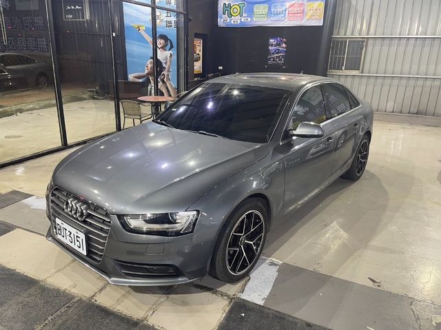 AUDI奧迪 A4  第6張相片