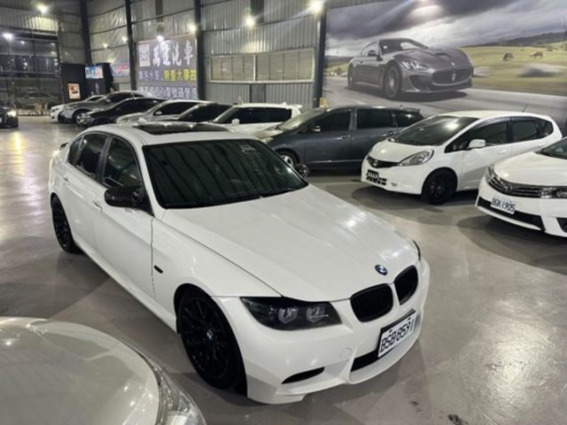 BMW寶馬 323I  第3張相片