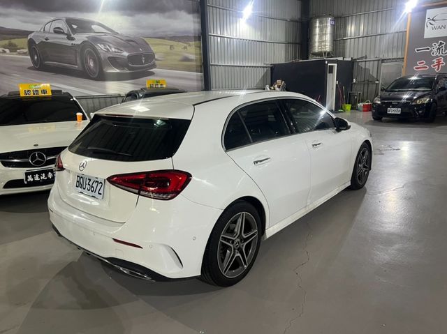 M-BENZ賓士 A180  第3張相片