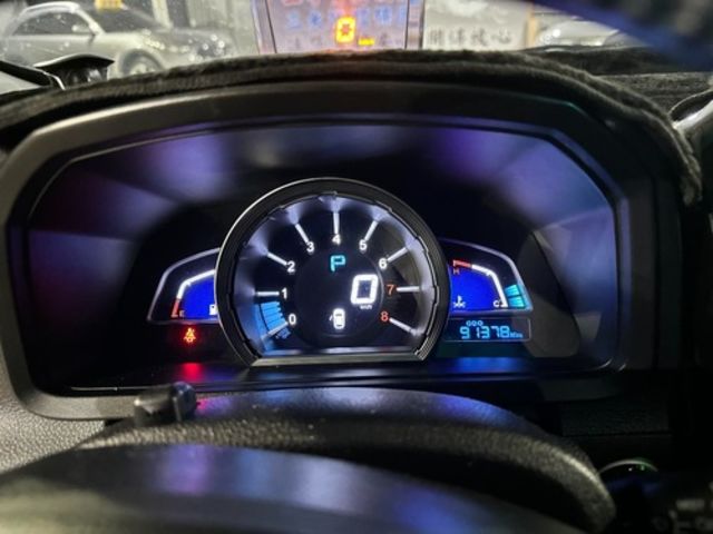 LUXGEN納智捷 U6 TURBO  第5張相片