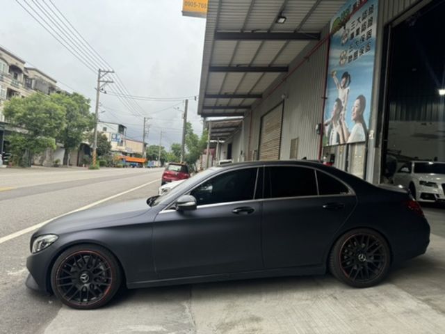 M-BENZ賓士 C300  第2張相片