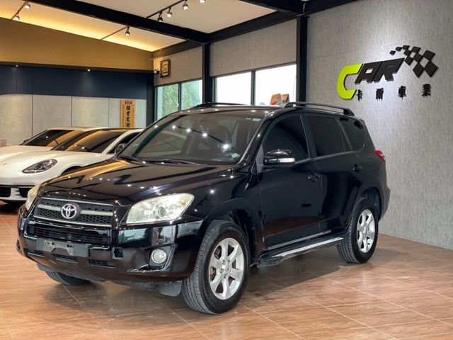 2011 TOYOTA RAV4 黑 原版件 愛上山愛下海愛帶家人出遊  好爸爸休旅車首選 這台真的很漂亮  第1張相片