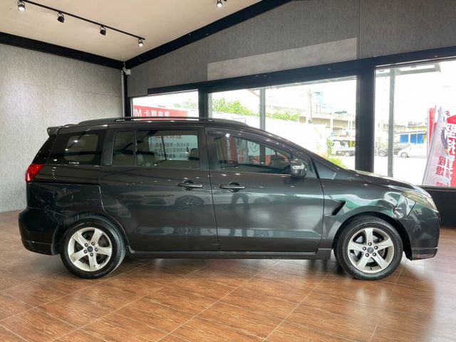 2011 FORD I-MAX 灰 5人座 原版件 里程保證 定期保養 全家出遊必備首選 車況內外很漂亮  第4張相片