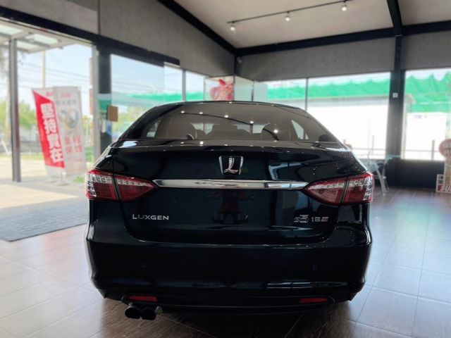 台灣之光 Cp高優質轎車  2013 LUXGEN S5 黑 原版件 里程保證 已認證  第5張相片