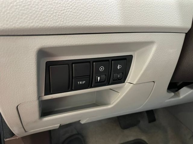 台灣之光 Cp高優質轎車  2013 LUXGEN S5 黑 原版件 里程保證 已認證  第13張相片