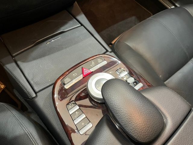 2007 Benz S350 黑 里程11.1萬公里 里程保證 可配合第三方認證 已認證  第17張相片