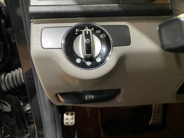 2008 Benz C300 黑 里程17.1萬公里 里程保證  原版件 可配合第三方認證 已認證  第13張相片
