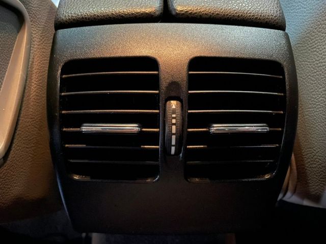 2008 Benz C300 黑 里程17.1萬公里 里程保證  原版件 可配合第三方認證 已認證  第19張相片