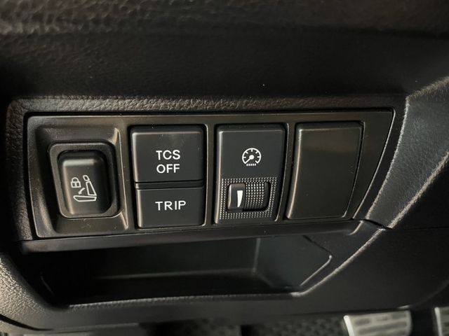 台灣之光Cp值優質轎車2016 Luxgen S5 Turbo Hyper 尊爵型 里程保證 原版件已認證  第13張相片