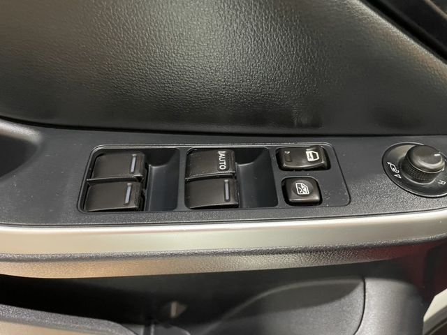 台灣之星 Cp優質轎車2014 Luxgen S5 Turbo 豪華型 白 里程保證 原版件 已認證  第11張相片