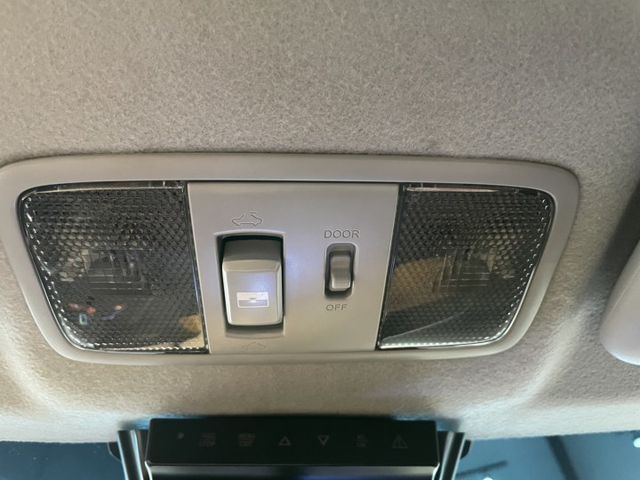 台灣之星 Cp優質轎車2014 Luxgen S5 Turbo 豪華型 白 里程保證 原版件 已認證  第18張相片
