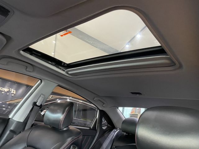 台灣之星 Cp優質轎車2014 Luxgen S5 Turbo 豪華型 白 里程保證 原版件 已認證  第19張相片