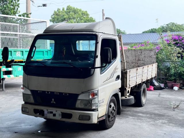 賺錢車 載貨兩宜 2011 Mitsubishi 堅達 昇降機 里程保證 原版件 已認證  第1張相片