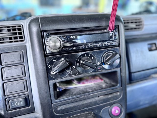 賺錢車 載貨兩宜 2011 Mitsubishi 堅達 昇降機 里程保證 原版件 已認證  第8張相片
