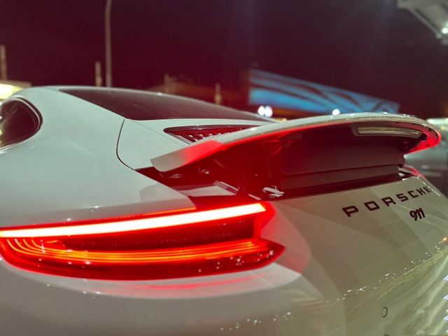 大青蛙 3.0渦輪真的醉好開 配備還不錯 2016 Porsche Carrera Coupe 991.2小改款 原版件  第15張相片