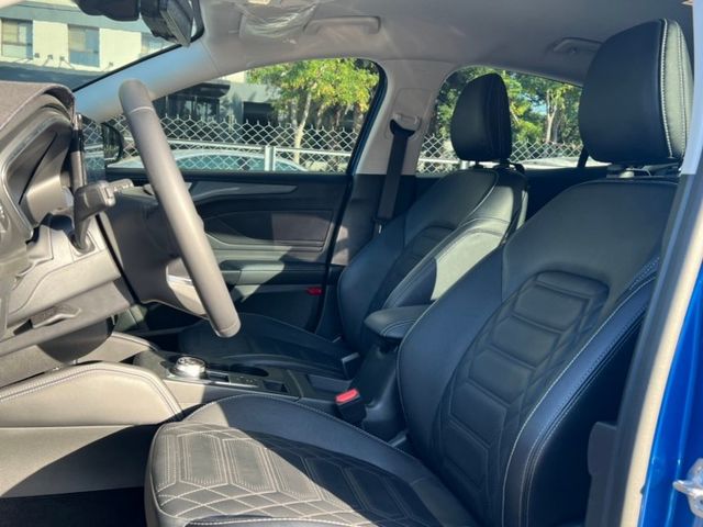市場熱銷款 很夯2023 FORD Focus Active Vignale 原版件 里程保證  已認證  第7張相片