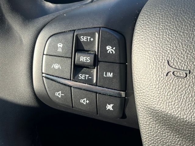 市場熱銷款 很夯2023 FORD Focus Active Vignale 原版件 里程保證  已認證  第9張相片