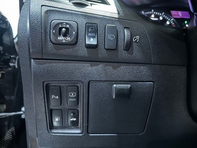 極品美車 經典老水款釋出 2011 Lexus Es350 豪華版  原版件 里程保證 已認證  第9張相片