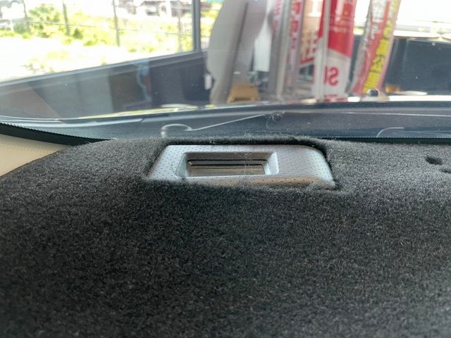 代步車 魔術大空間 2012 Nissan Livina 1.6 原版件 里程保證 已認證  第14張相片